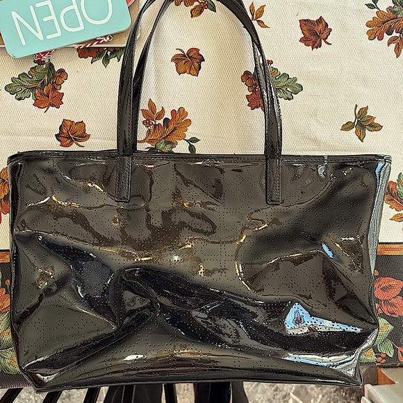 Kate Spade Sophie Camellia Street Patent Tote - Picture 6 of 16